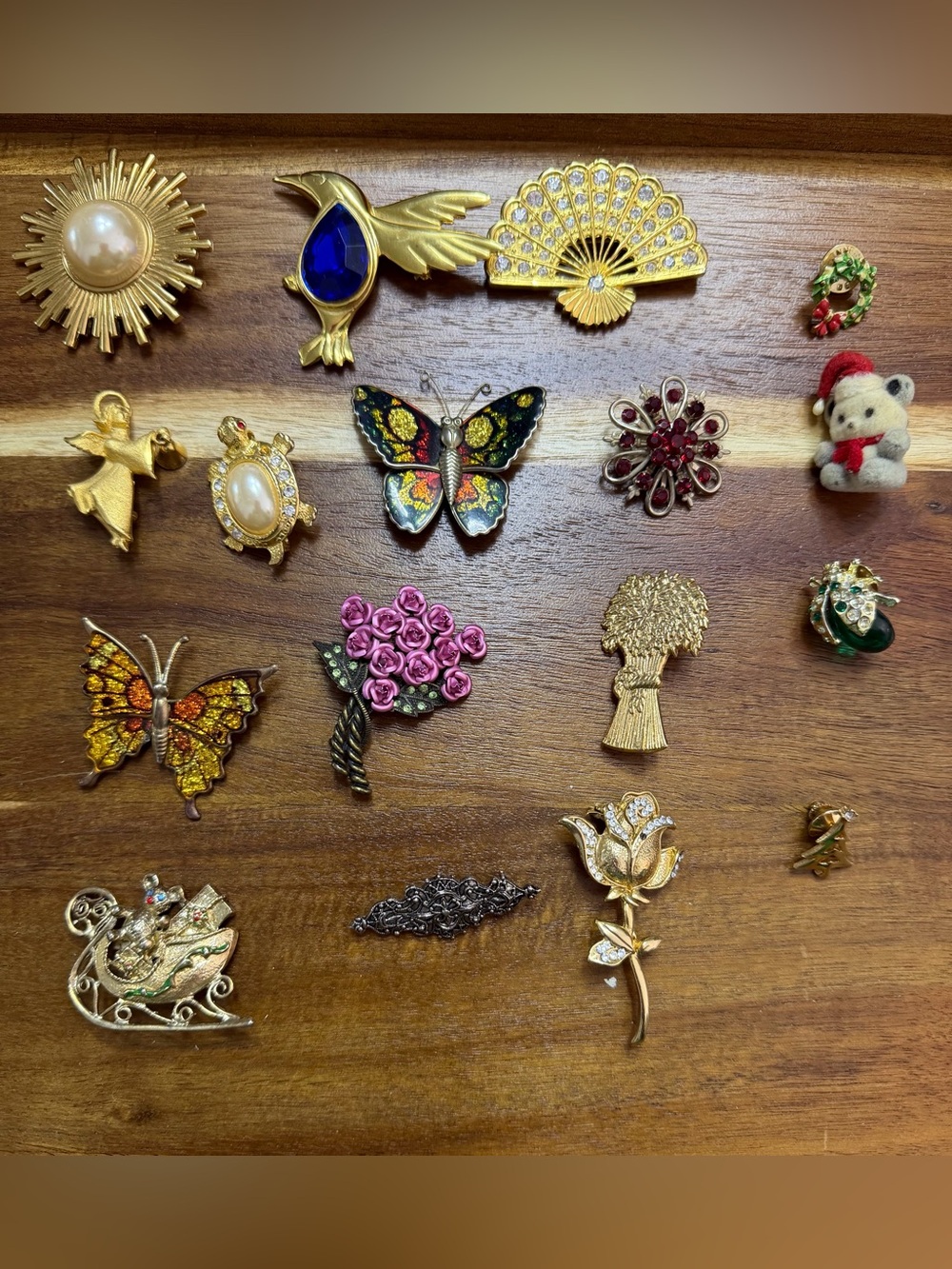 Mixed Lot of 17 Brooches & Decorative Pins Gold Tone Enamel Rhinestones